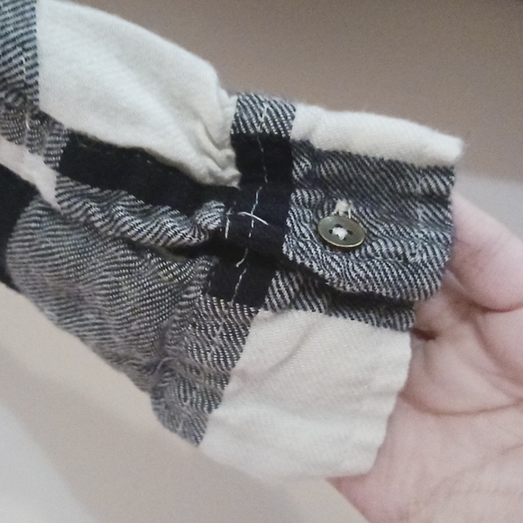 Old Navy girls XL plaid dress - Picture 7 of 8